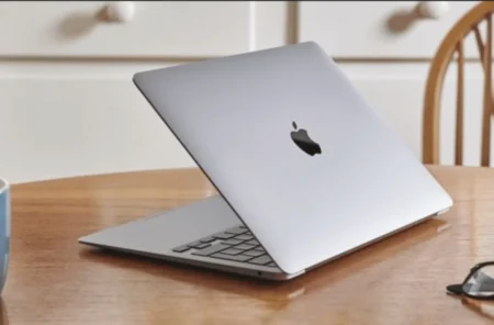 BLACK FRIDAY DEALS ON THE MACBOOK AIR